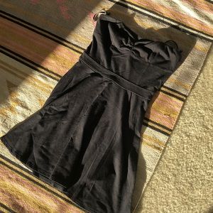 Black casual/semi-formal above the knee dress